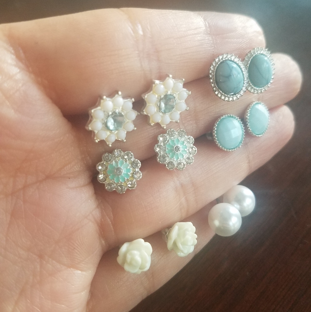 Claire's earrings